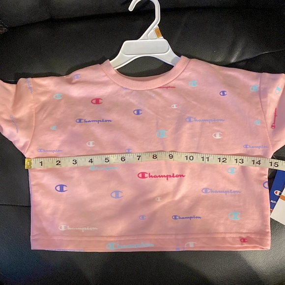 Champion Girls Cropped Crewneck Sweatshirts ~ All Over Print ~ Pink Candy ~ NWT - Picture 4 of 8